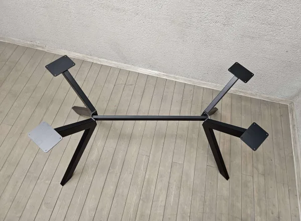 musa-table-legs-5 Sleek black metal table frame for home or office use